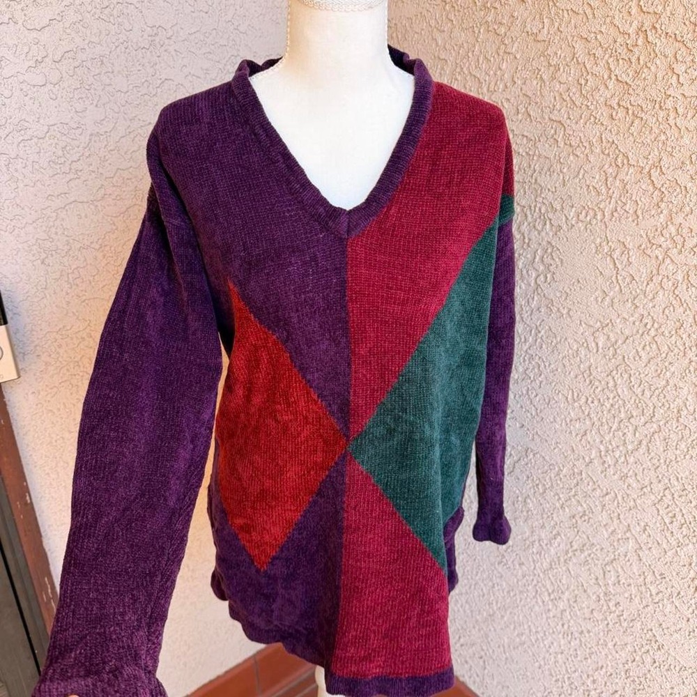Vintage 80s/ 90s purple and red color block argyle sweater